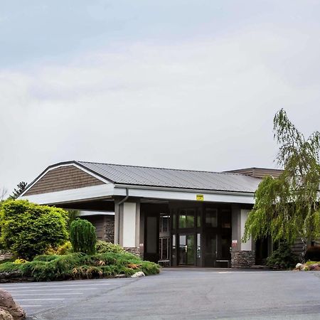 Ramada By Wyndham Rock Hill At Sullivan Center المظهر الخارجي الصورة