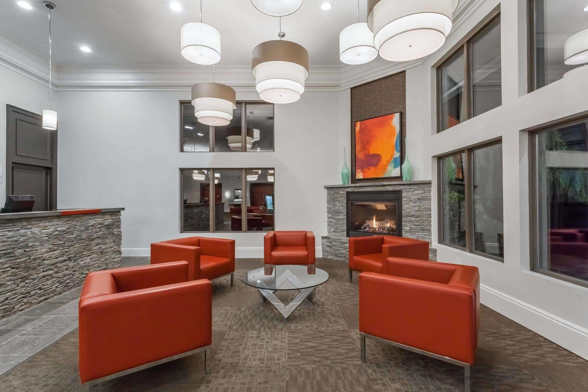 Ramada By Wyndham Rock Hill At Sullivan Center المظهر الخارجي الصورة